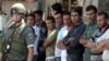 گزارش بانک جهانی، گسترش آبادي های يهودی نشين در ساحل غربی را دليل برقراری مقررات سختگيرانه اسرایيل در امر رفت و آمد فلسطيني ها مي داند.