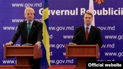 Радослав Сікорський і Карл Більдт в Кишеневі, 2013 рік