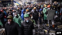 La Kiev protestatari și forțe de poliție față-n față