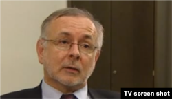 Prof. Oliver Rathkolb