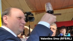 Ministrul Vasile Bumacov la Ziua vinului