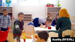 2018 ел башында татар теле балалар бакчаларында да мәҗбүри булудан туктады