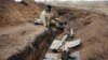 Український військовослужбовець на позиції недалеко від Горлівки. 4 березня 2015 року