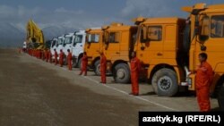 Жаңы курулуп жаткан түндүк-түштүк жолун кытайлык компания курууда. 2-май, 2014-жыл. 
