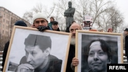 Anastasia Baburova şi Stanislav Markelov asasinaţi la Moscova la 19 ianuarie 2009