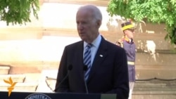 Joe Biden avertizează Rusia de la București să nu submineze alegerile din Ucraina