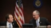 Liderii Comisiei pentru Informații, Adam Schiff (stg) și Mike Conaway (dr.)