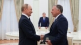 Владимир Путин и Стив Уиткофф на переговорах в Кремле