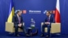 Ілюстраційне фото. Президент України Петро Порошенко та президент Польщі Анджей Дуда на саміті НАТО. Варшава, липень 2016 року
