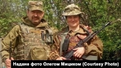 Юрій Доскоч із дружиною сьогодні служать у Збройних силах України