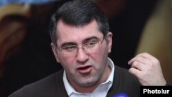 Armenia -- Deputy chairman of the Heritage Party, Armen Martirosian, at a press conference, Yerevan, 22Feb2013.