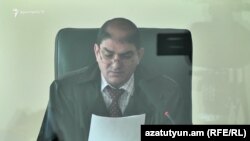 Դատավոր Արտուշ Գաբրիելյանը «Սասնա ծռեր»-ի գործով դատական նիստերից մեկի ժամանակ, արխիվ