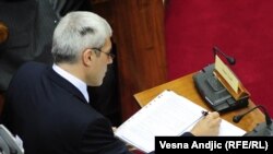 Predsednik Boris Tadić na skupštinskoj sednici tokom rasprave o Kosovu, juli 2010
