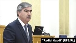 Файзиддин Қаҳҳорзода, вазири молияи Тоҷиистон.