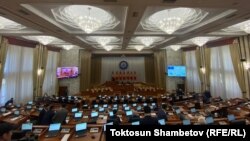 Зал заседаний Жогорку Кенеша. Иллюстративное фото. 