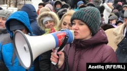 Lilia Chanysheva, the former head of Navalny's office in Bashkortostan, is being tried in the regional capital, Ufa, for allegedly "creating and leading an extremist organization." (file photo)