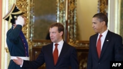Preşedinţii Medvedev şi Obama la Kremlin