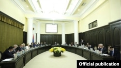 Armenia - The government approves its new program, Yerevan,19 May 2014