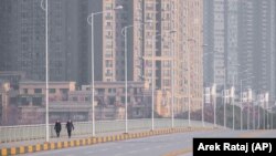 Hubeý welaýatynyň merkezi Wuhan şäheri. 28-nji ýanwar, 2020 ý.