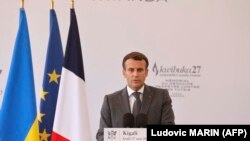 Ֆրանսիայի նախագահ Էմանյուել Մակրոնը ելույթ է ունենում Ռուանդայի ցեղասպանության հուշահամալիրում, Կիգալի, 27-ը մայիսի, 2021թ․