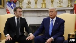 Эммануэль Макрон и Дональд Трамп. Вашингтон, 24 февраля 2025 года