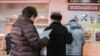 28-ноябрдагы парламенттик шайлоо учурунда тартылган сүрөт. 