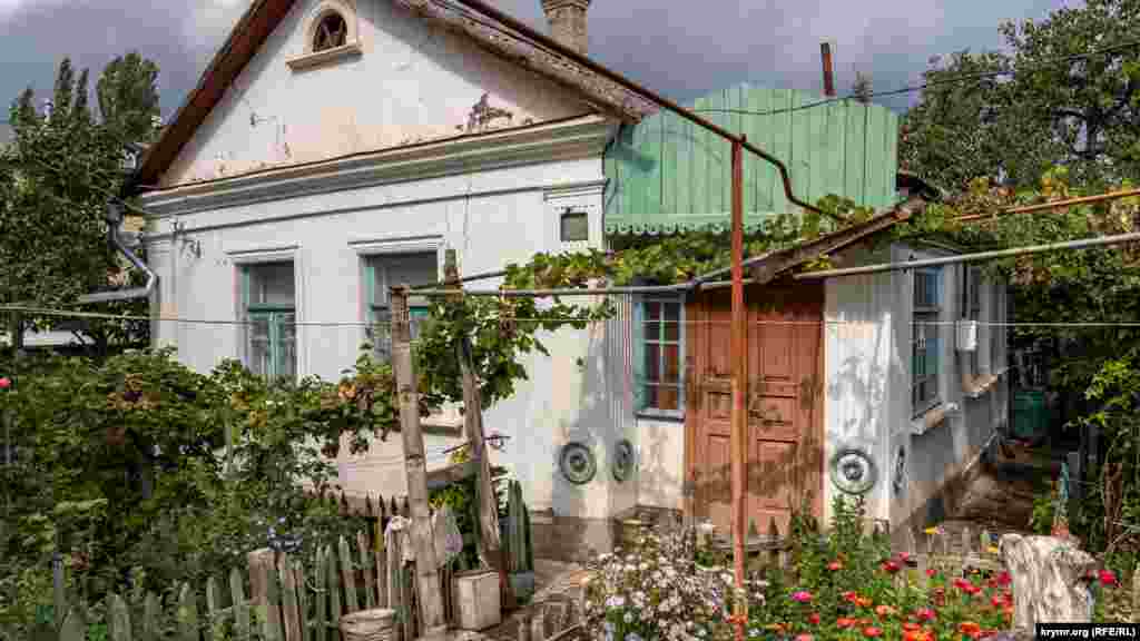 Колись у Мар'їному будували такі ось типові будинки