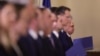 Guvernul României, într-o fotografie de la ceremonia de învestitură. 