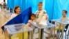 Лише 9% українців довіряють своїй владі, пишуть дослідники з Gallup. Ця недовіра поширюється і на органи, відповідальні за організацію і проведення виборів