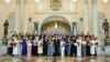 Қазақстан президенті Қасым-Жомарт Тоқаевтың сөзін ел астанасындағы Қазмедиа орталығындағы монитордан көріп отырған журналистер. Азаттық архивіндегі сурет.