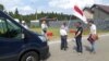 Акцыя пратэсту ля рэстарацыі «Поедем поедим» у Курапатах 19 чэрвеня. Ілюстрацыйнае фота