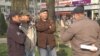 Ин гуруҳи шаҳрвандони Тоҷикистон мегӯянд, бо умеди кор дар Чехия ба миёнравҳо пул додаанд