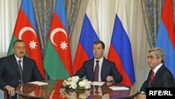 Դմիտրի Մեդվեդեւի, Սերժ Սարգսյանի եւ Իլհամ Ալիեւի հանդիպումը Սոչիում, 25.01.2010, «Ազատություն» 
